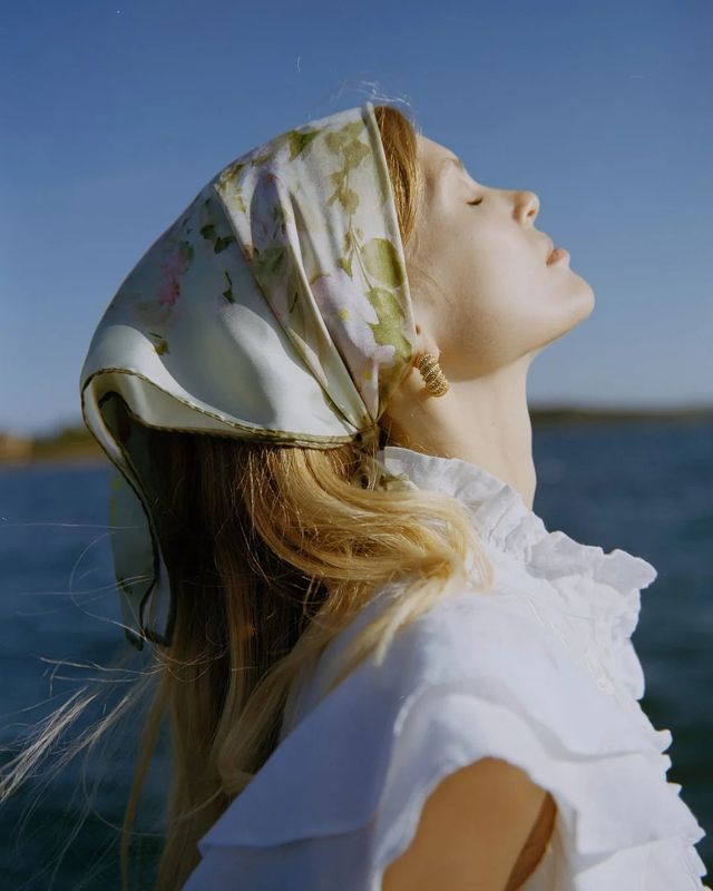 BYTIMO - Silk Scarf Meadow